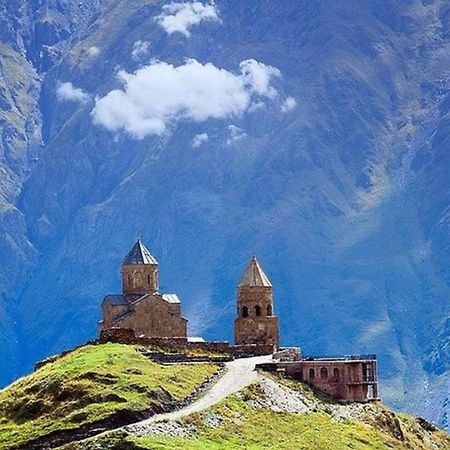 Arsenas Guest House Kazbegi Exterior photo